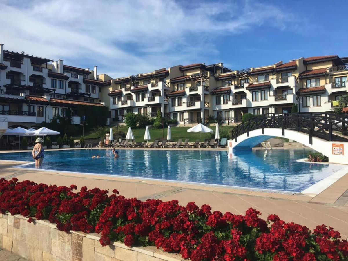 Luxory Apartament On The Seaside, Gradina Beach, St Nicholas Complex Chernomorets Exterior foto